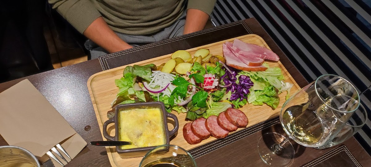 La Marina - Restaurant Et Pizzeria-10