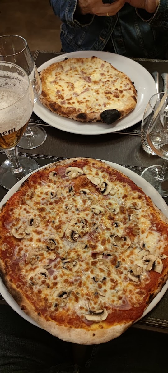 La Marina - Restaurant Et Pizzeria-9